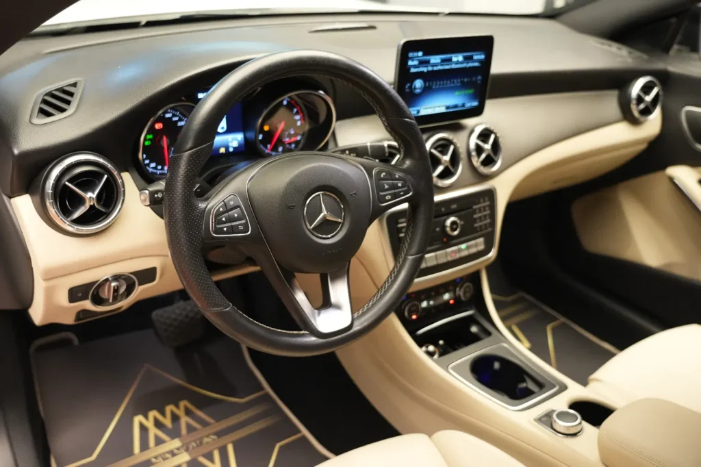 2019 Mercedes Benz CLA 200