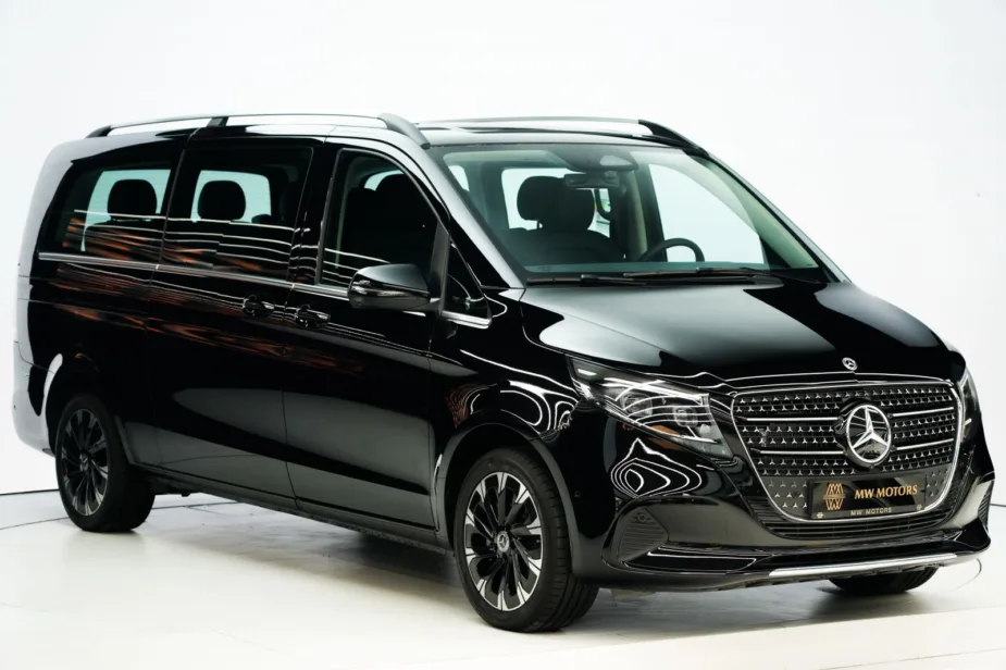 2026 Mercedes Benz V 300 Avantgarde Black Black Front View Angle