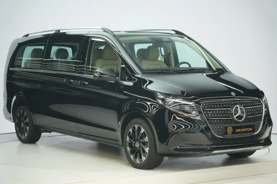 2026 Mercedes Benz V 300 Avantgarde Black White Front View Angle