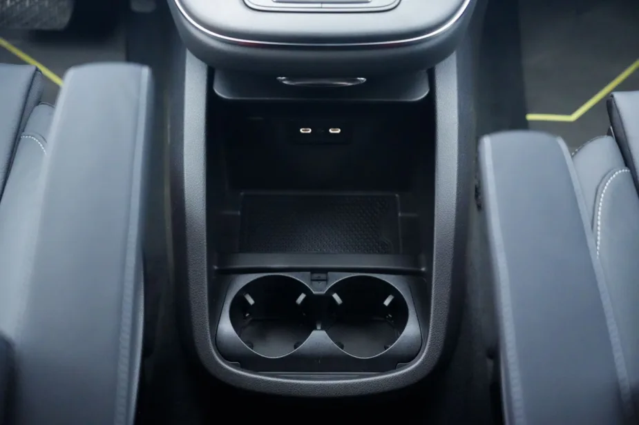 New 2026 Mercedes Benz V 300 Avantgarde Black Black