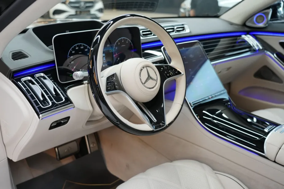 Mercedes Maybach S 680 2026 – Luxury, Innovation & Power | Brand New Maybach