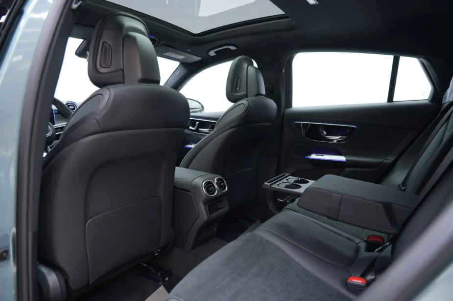 New 2026 Mercedes-Benz GLC 200 Coupe Verdi Black