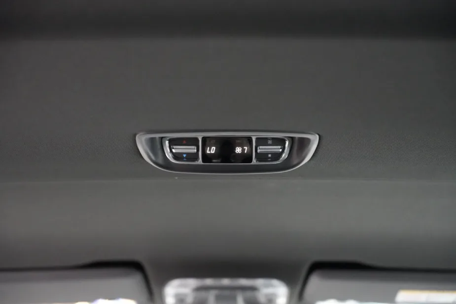 New 2026 Mercedes Benz V 300 Avantgarde Black Black