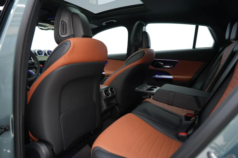 New 2026 Mercedes-Benz GLC 200 Coupe Verdi Tan