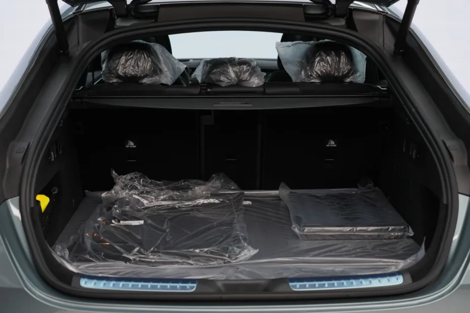 New 2026 Mercedes-Benz GLC 200 Coupe Verdi Black