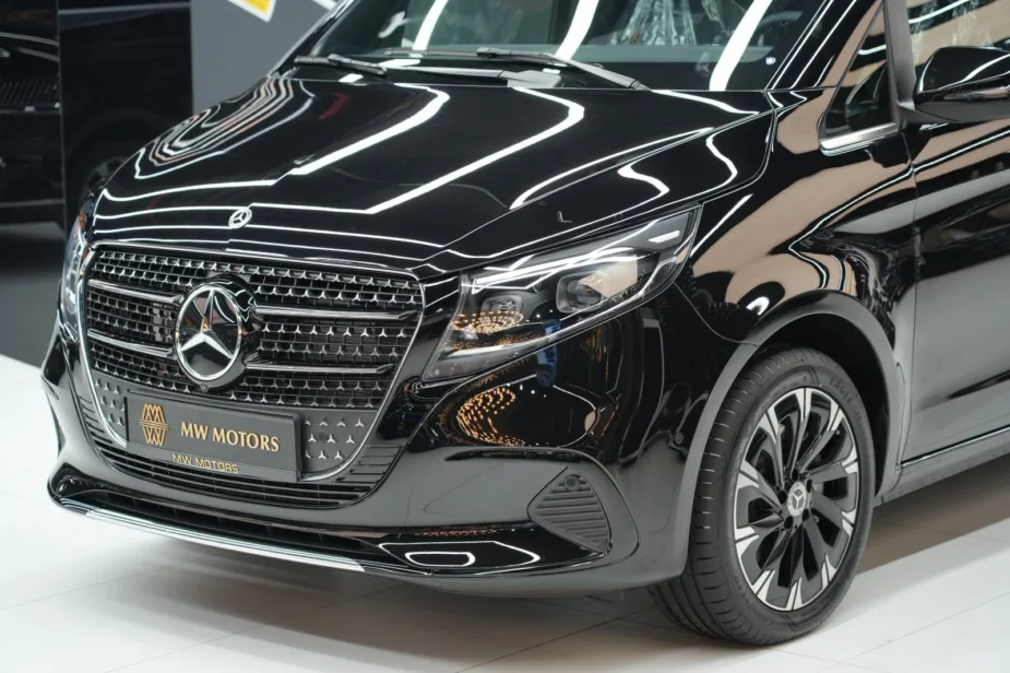 New 2026 Mercedes Benz V 300 Avantgarde Black Black