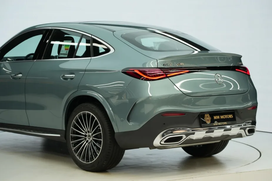 New 2026 Mercedes-Benz GLC 200 Coupe Verdi Black