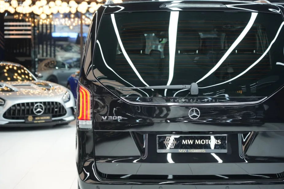 New 2026 Mercedes Benz V 300 Avantgarde Black Black