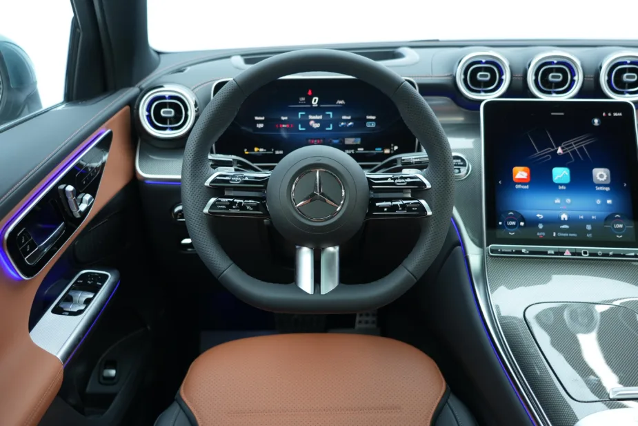 New 2026 Mercedes-Benz GLC 200 Coupe Verdi Tan