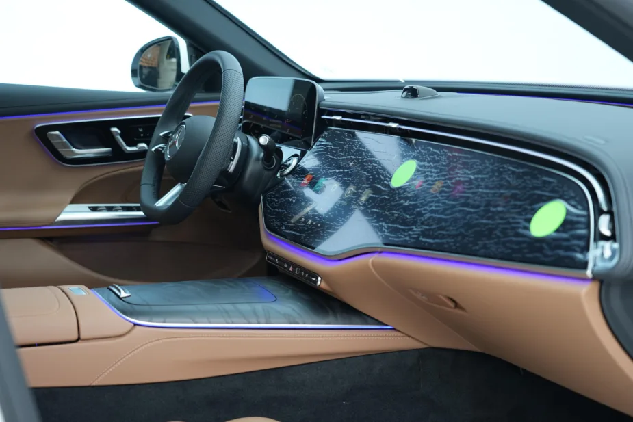 2026 Mercedes-Benz E 200 White Tan