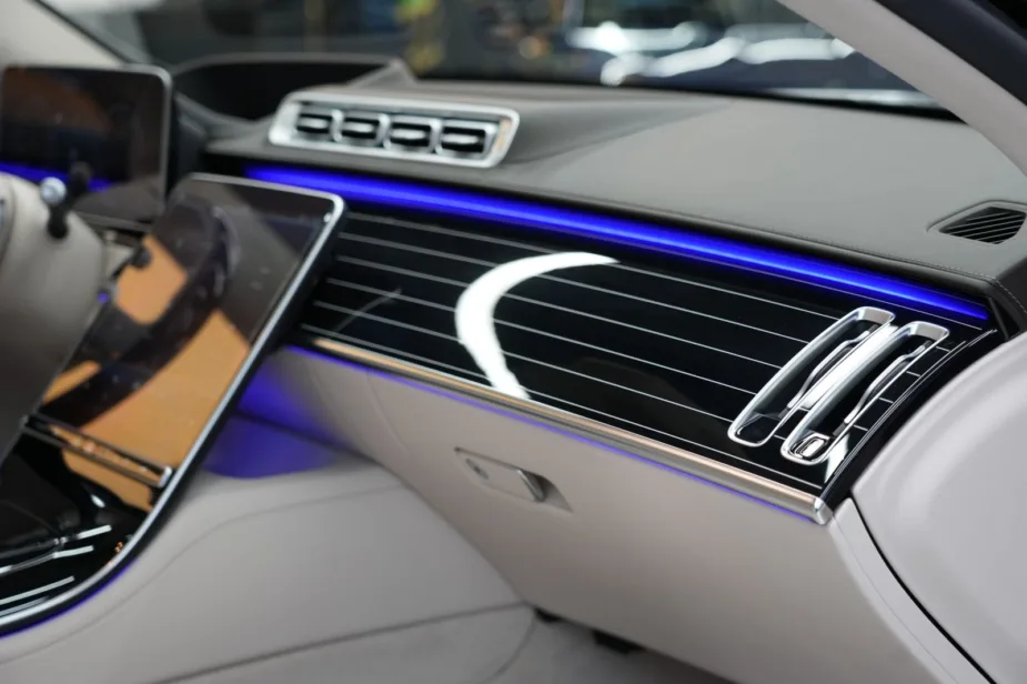 Mercedes Maybach S 680 2026 – Luxury, Innovation & Power | Brand New Maybach