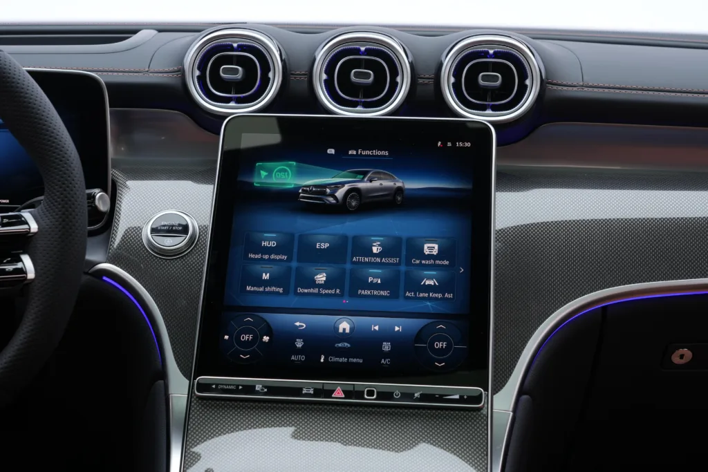 Mercedes-Benz 2026 GLC 200 Coupe