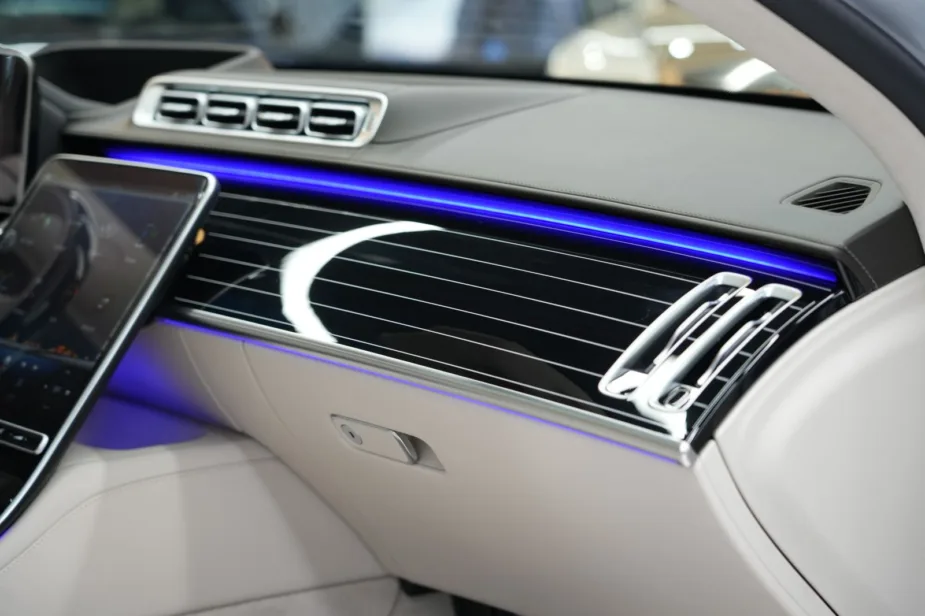 2026 Mercedes Maybach S 680 – Nautic Blue