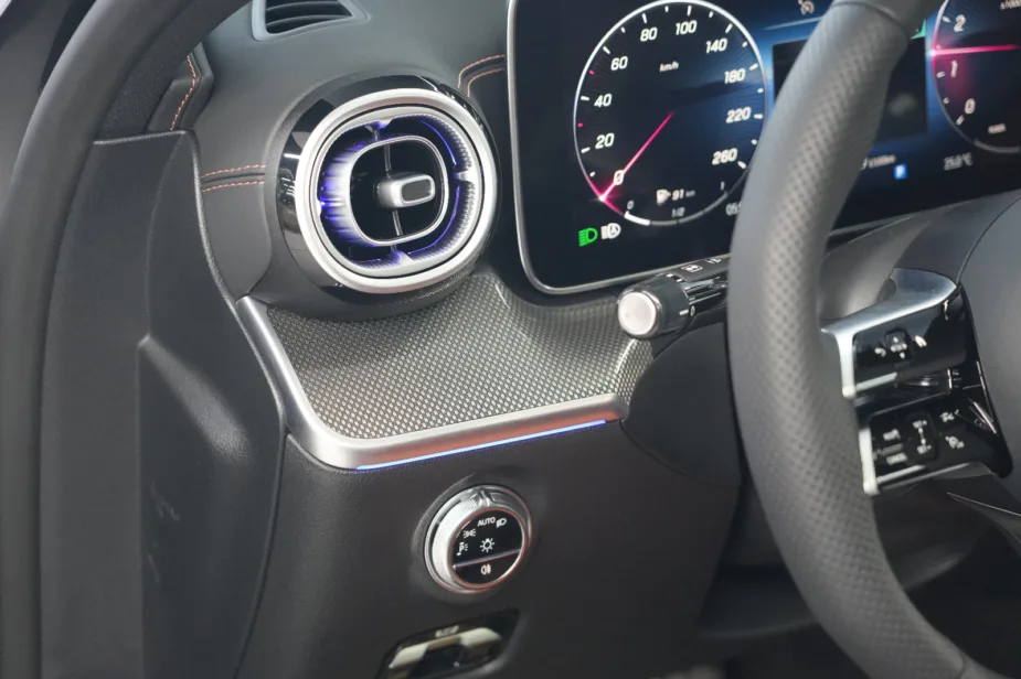 2026 Mercedes-Benz C 200 Graphite Grey Tan