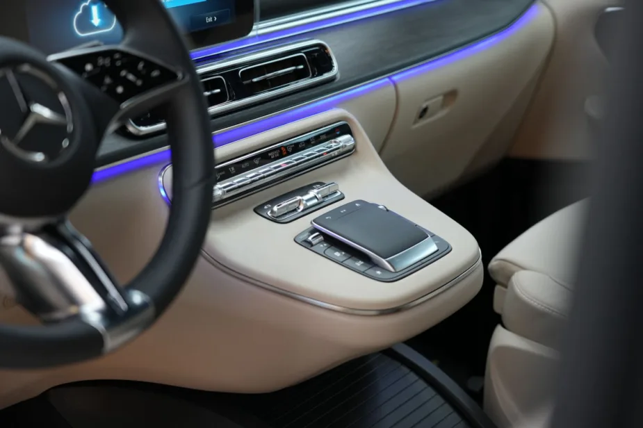 2026 Mercedes-Benz V 300 Avantgarde