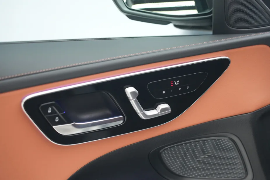 2026 Mercedes-Benz C 200 Graphite Grey Tan