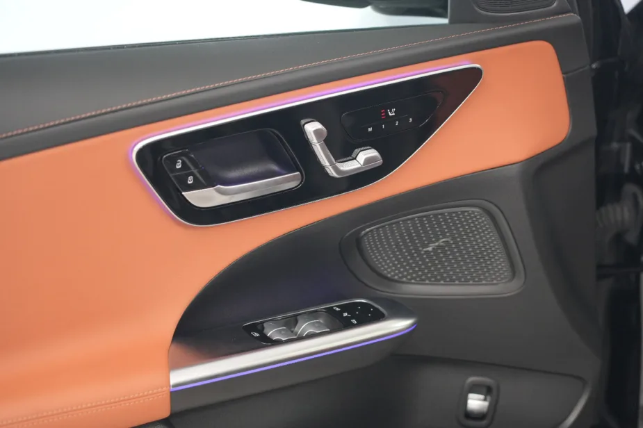 2026 Mercedes-Benz C 200 Graphite Grey Tan