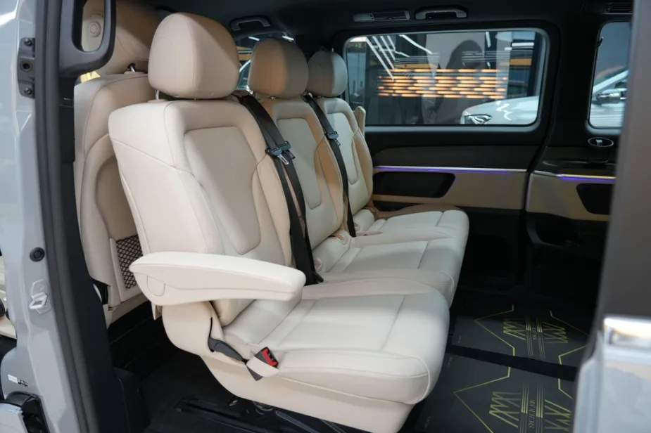 2026 Mercedes-Benz V 300 Avantgarde