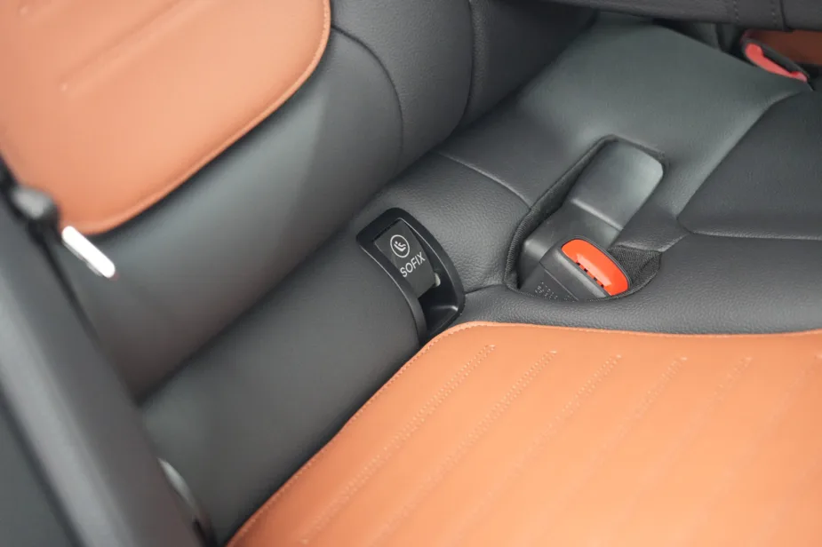 2026 Mercedes-Benz C 200 Graphite Grey Tan