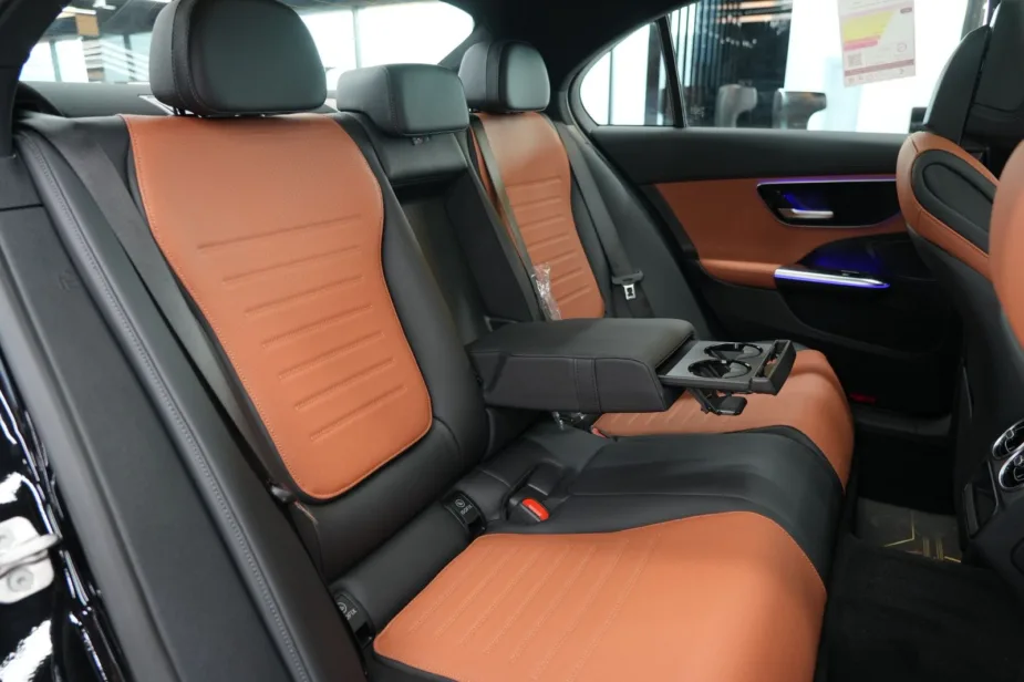 2026 Mercedes C 200 Black Tan