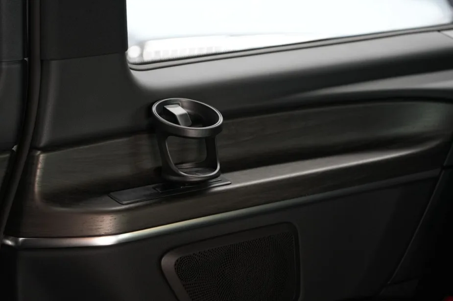 New 2026 Mercedes-Benz V300 Avantgarde Apline Grey