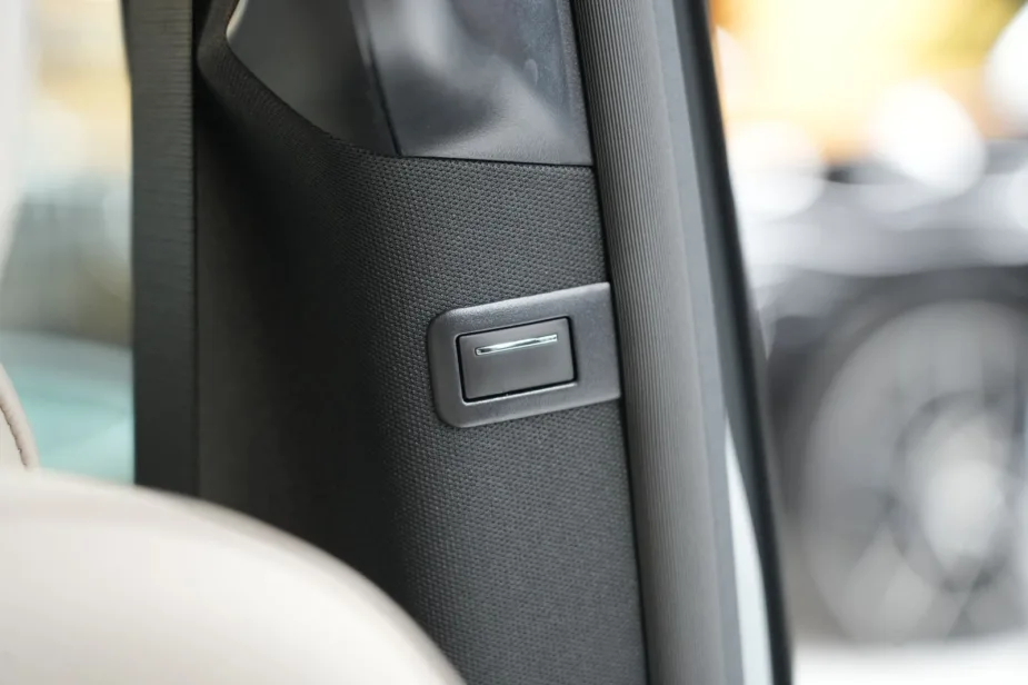 2026 Mercedes-Benz V 300 Avantgarde