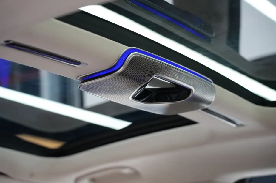 2026 Mercedes Maybach S 680 – Nautic Blue