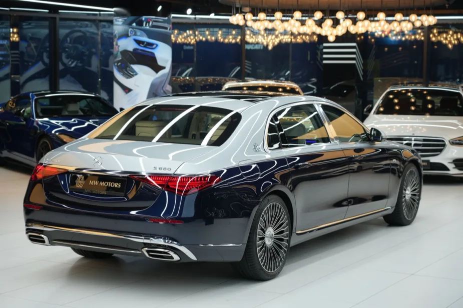 2026 Mercedes Maybach S 680 – Nautic Blue