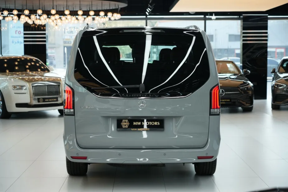 New 2026 Mercedes-Benz V300 Avantgarde Apline Grey