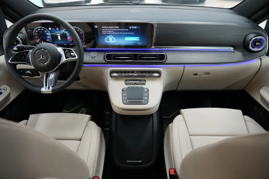 2026 Mercedes-Benz V 300 Avantgarde