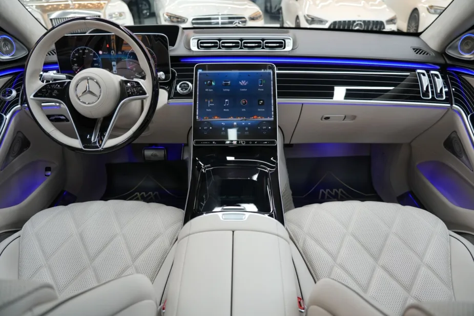 2026 Mercedes Maybach S 680 – Nautic Blue