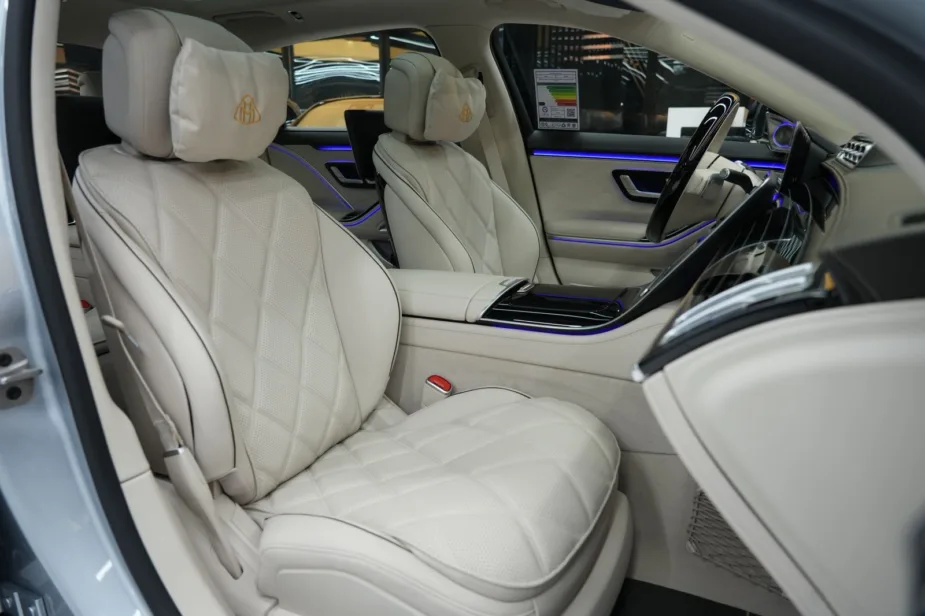 2026 Mercedes Maybach S 680 – Nautic Blue