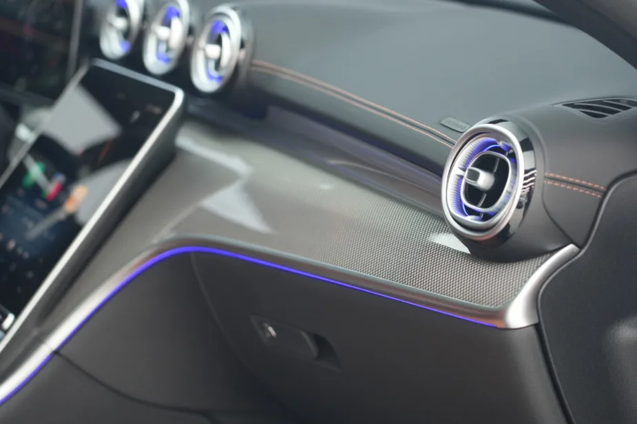 2026 Mercedes-Benz C 200 Selenitee Grey Tan