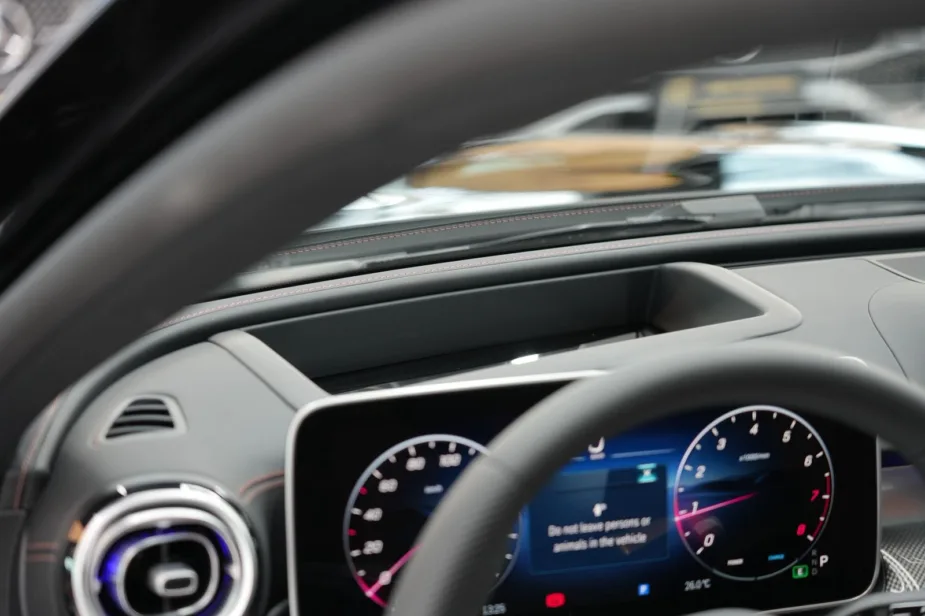 2026 Mercedes C 200 Black Tan