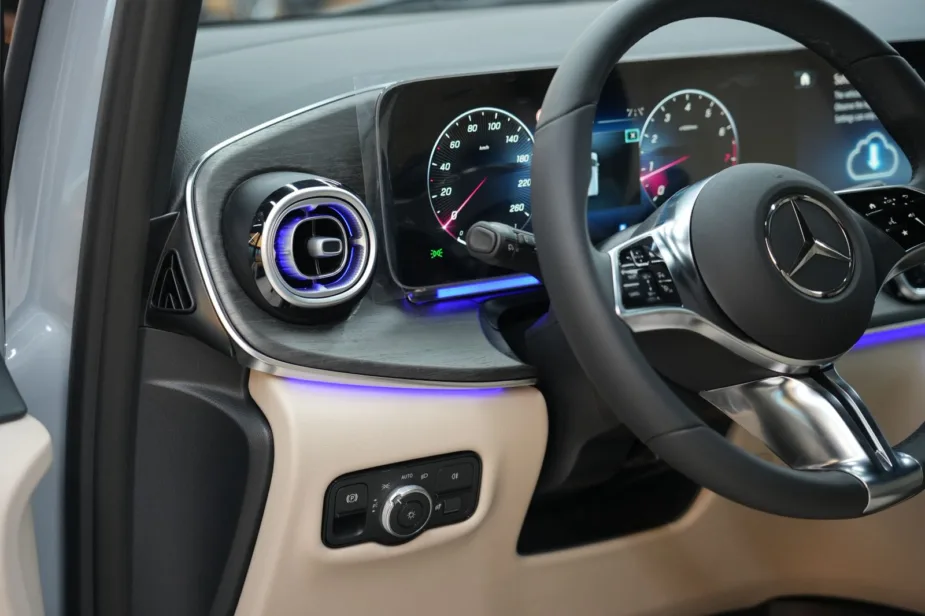 2026 Mercedes-Benz V 300 Avantgarde