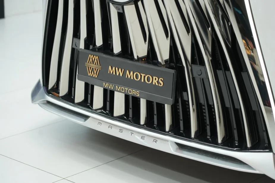 2026 GAC M8 GX Master Front Grill View