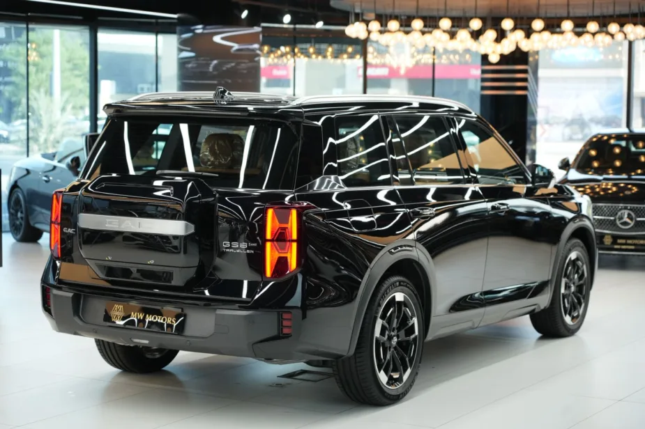 2026 GAC GS8 Rear Angle View