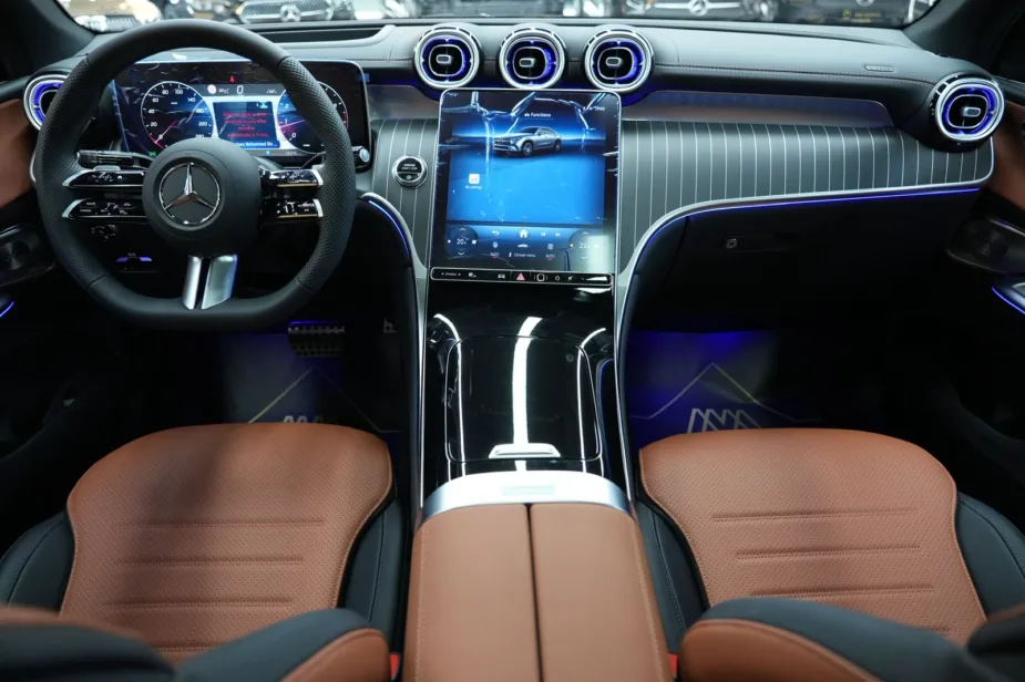 glc 200 coupe 2026 interior