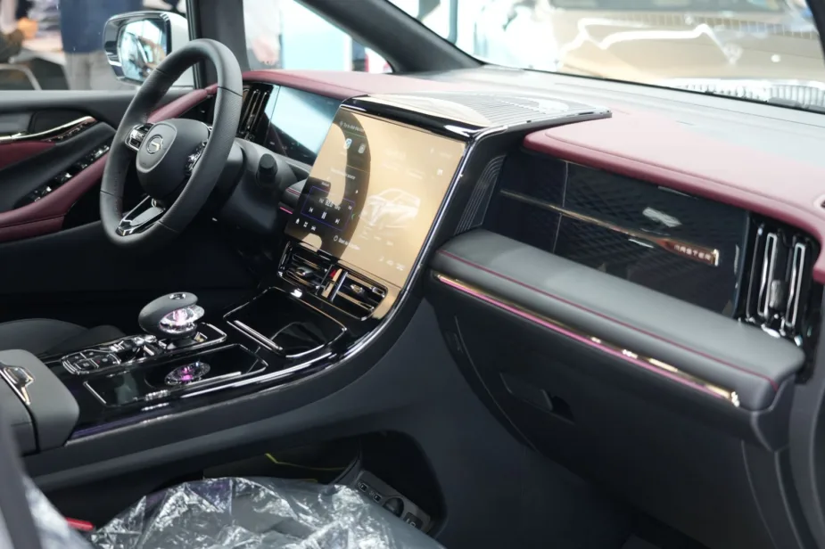 GAC M8 GX 2026 Front Interior