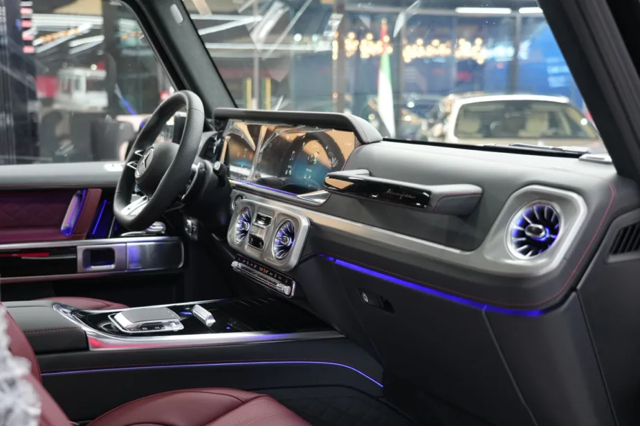 2026 AMG G 63 SUV - Front Interior Side View