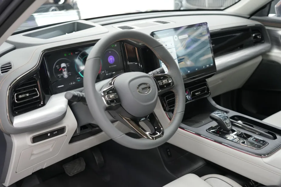 2026 GAC GS8 Traveler